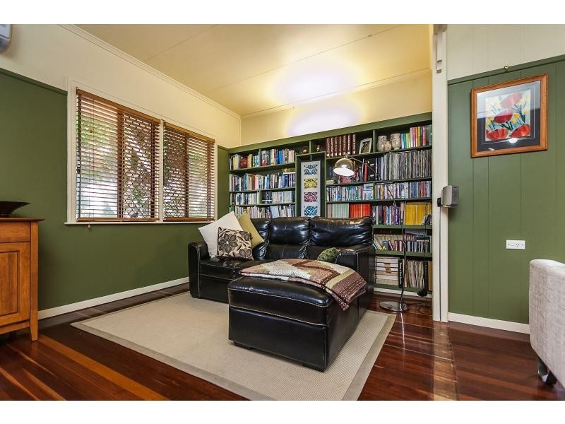 156 Water Street, Berserker QLD 4701