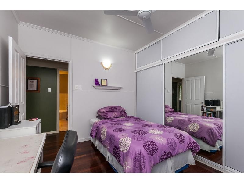 156 Water Street, Berserker QLD 4701