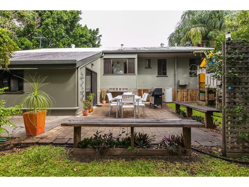 156 Water Street, Berserker QLD 4701