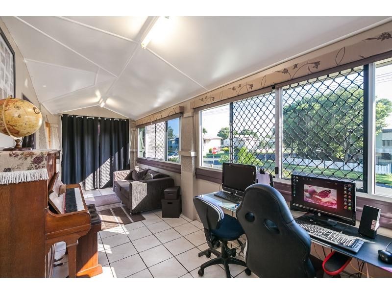 194 Berserker Street, Berserker QLD 4701