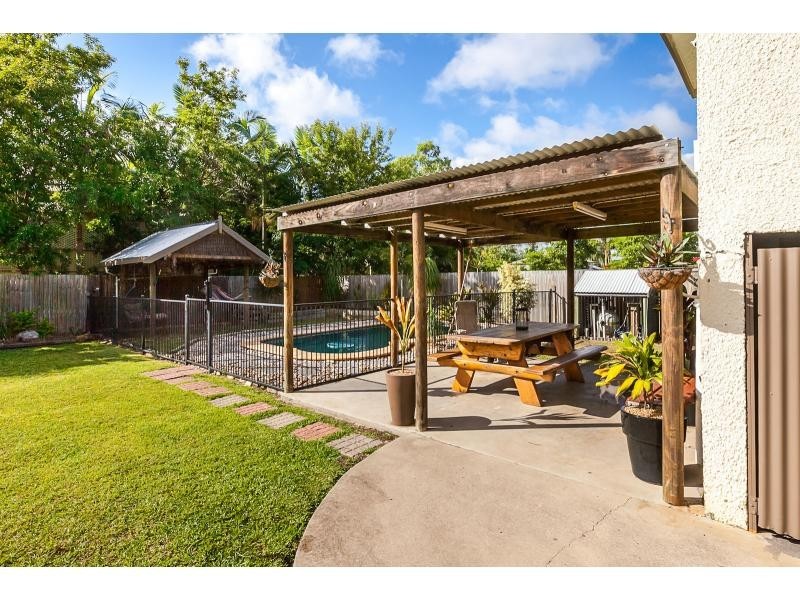 194 Berserker Street, Berserker QLD 4701