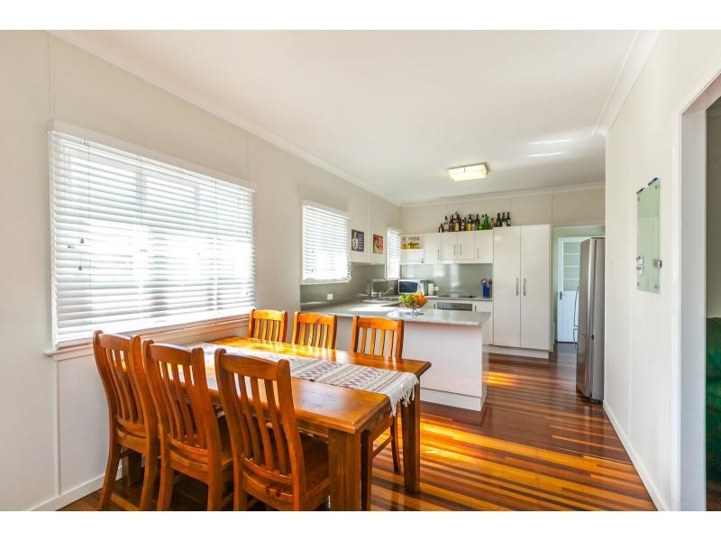 28 Ingram Street, Park Avenue QLD 4701