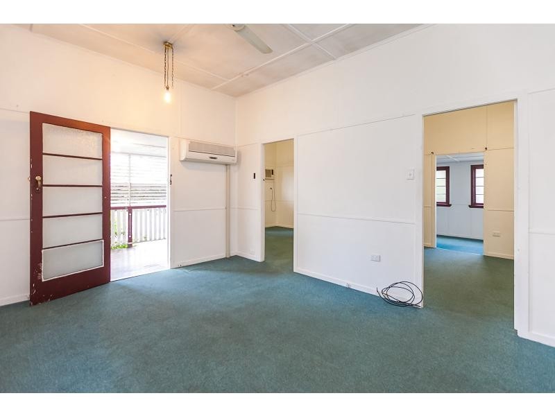 140 High Street, Berserker QLD 4701