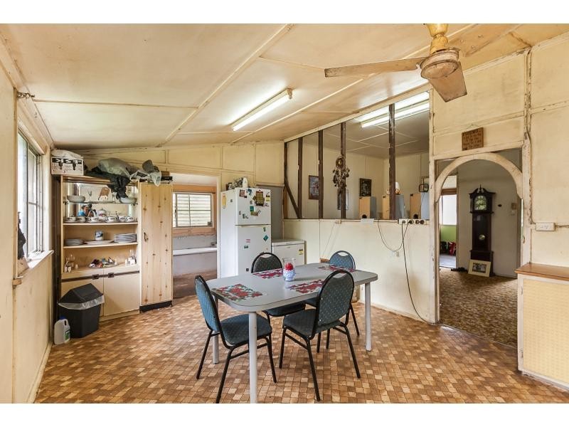 8 Pink Lily Street, Pink Lily QLD 4702