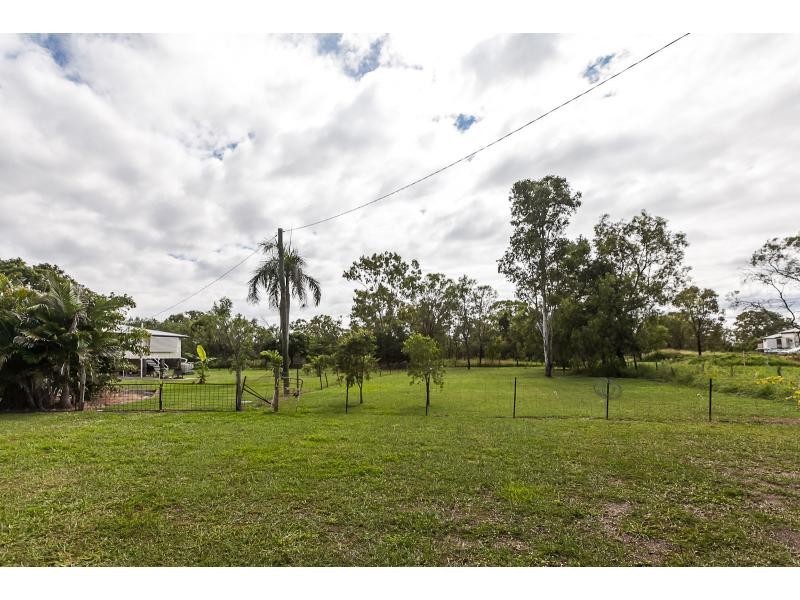 8 Pink Lily Street, Pink Lily QLD 4702