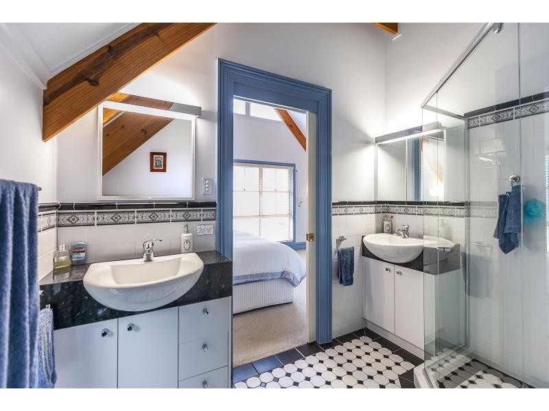 28 Forbes Avenue, Frenchville QLD 4701