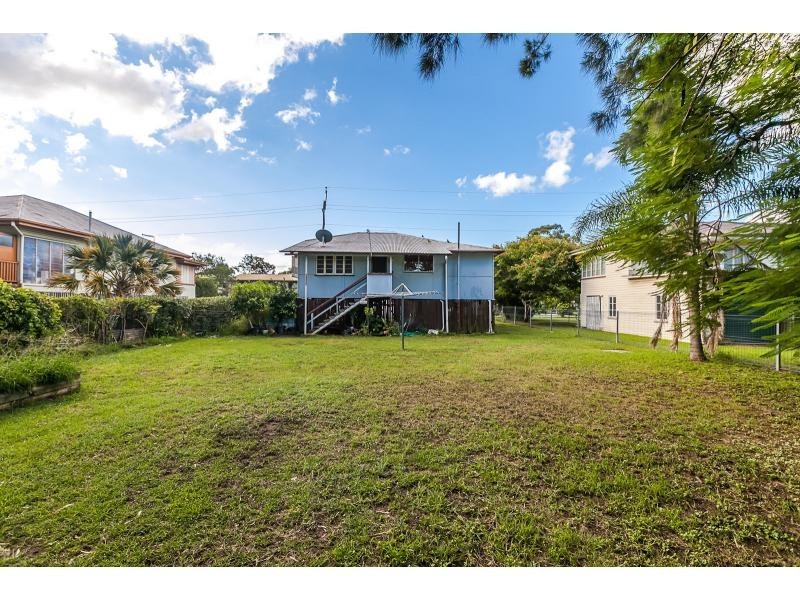 140 High Street, Berserker QLD 4701