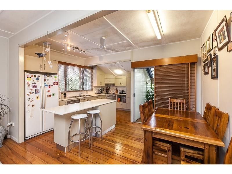 63 Harrow Street, West Rockhampton QLD 4700