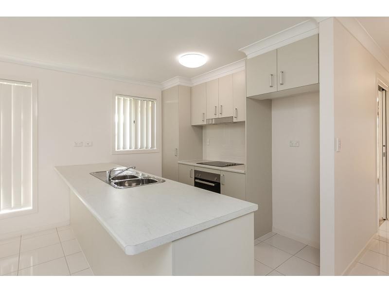 9 Clint Close, Gracemere QLD 4702