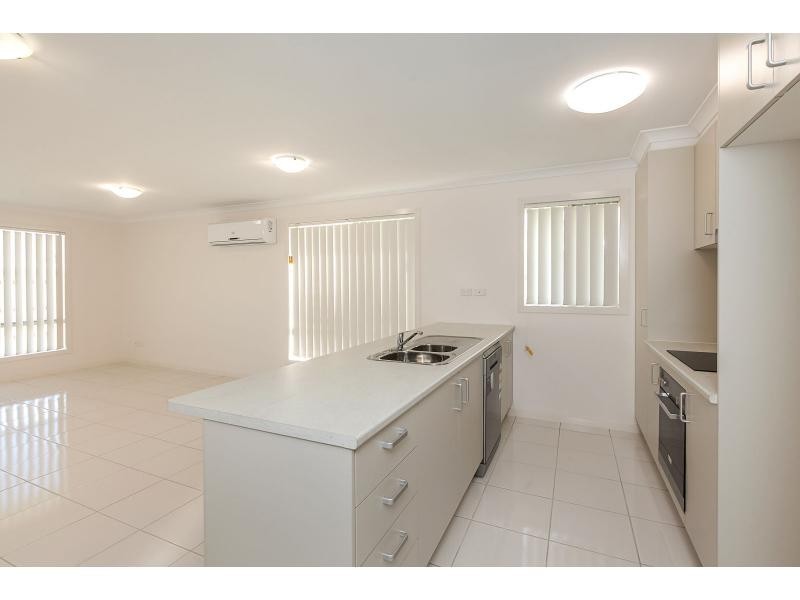 9 Clint Close, Gracemere QLD 4702
