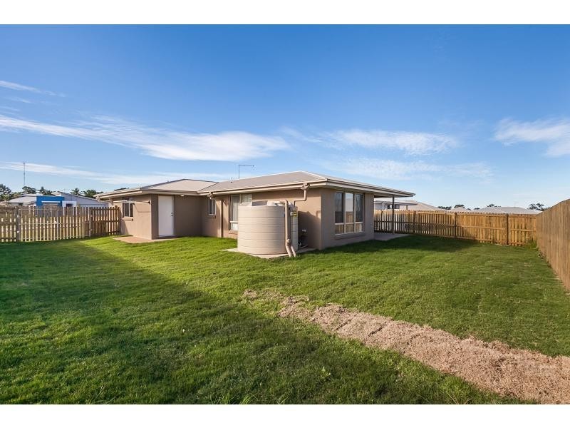 9 Clint Close, Gracemere QLD 4702