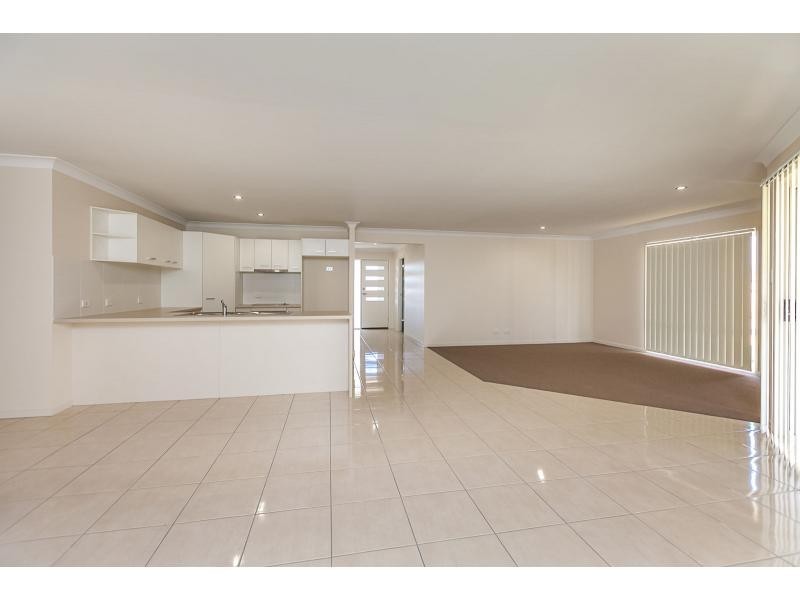 36 Burke & Wills Drive, Gracemere QLD 4702