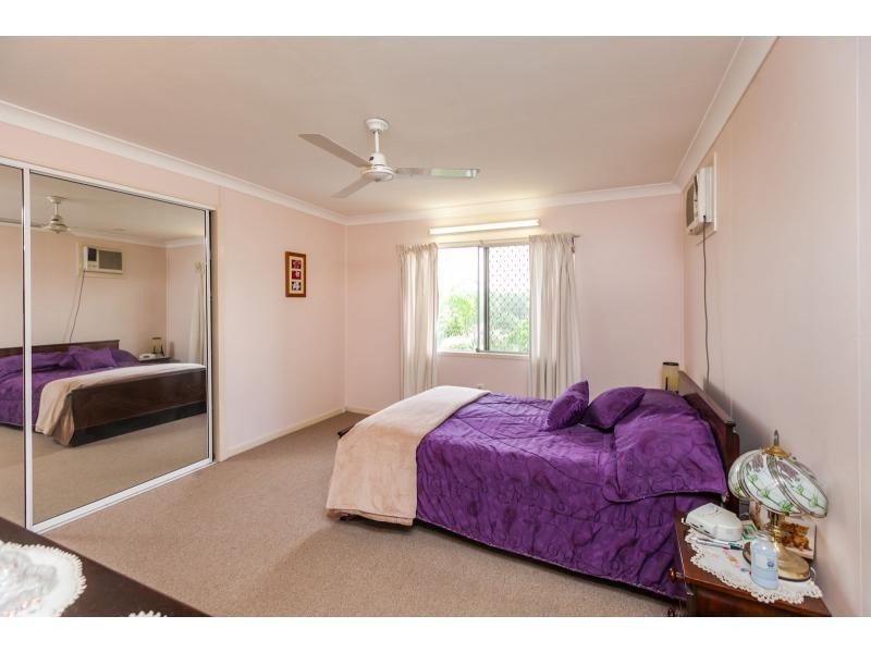 124 Park Street, Park Avenue QLD 4701