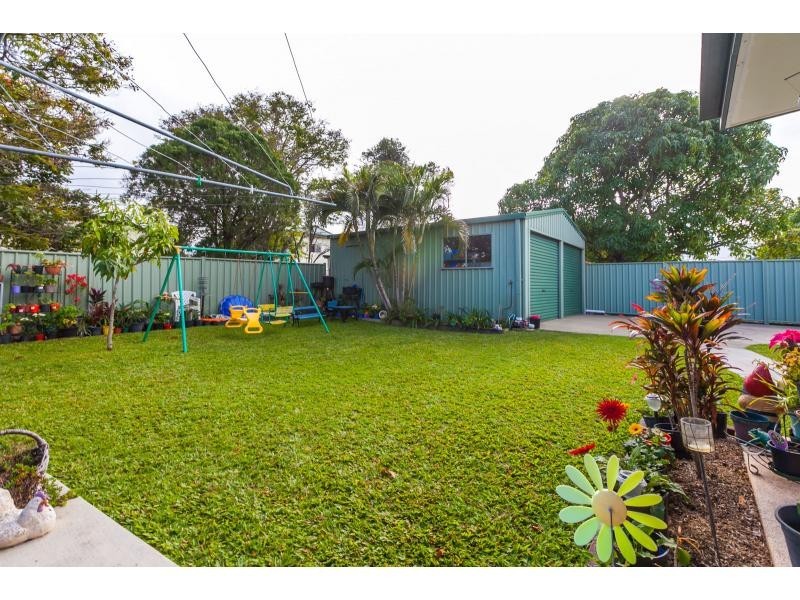 124 Park Street, Park Avenue QLD 4701