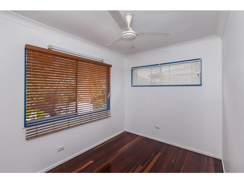 18 Harriette Street, Park Avenue QLD 4701