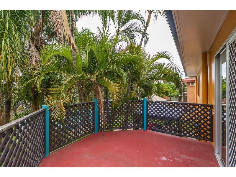 18 Harriette Street, Park Avenue QLD 4701