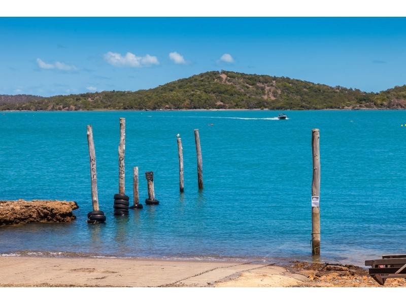 9 Banksia Road, Stanage QLD 4702