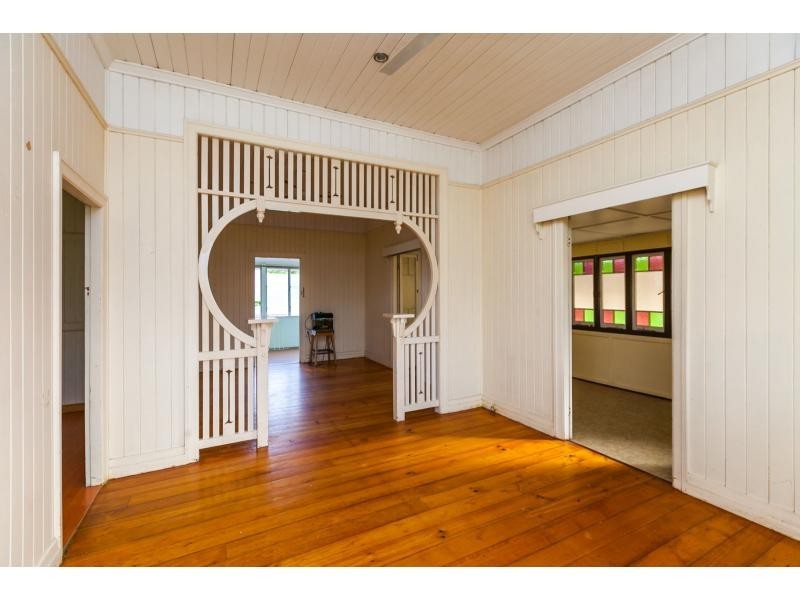 67 Livingstone Street, Berserker QLD 4701