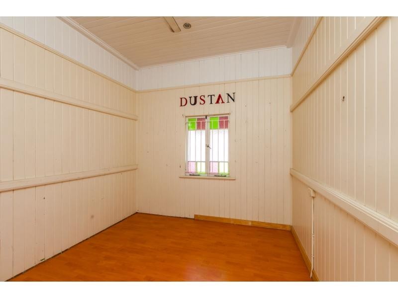 67 Livingstone Street, Berserker QLD 4701