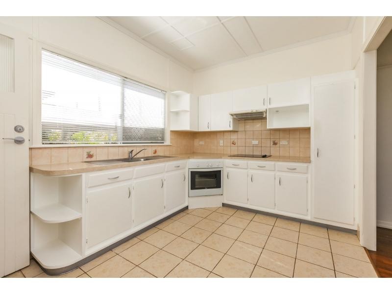 129 Thozet Road, Koongal QLD 4701