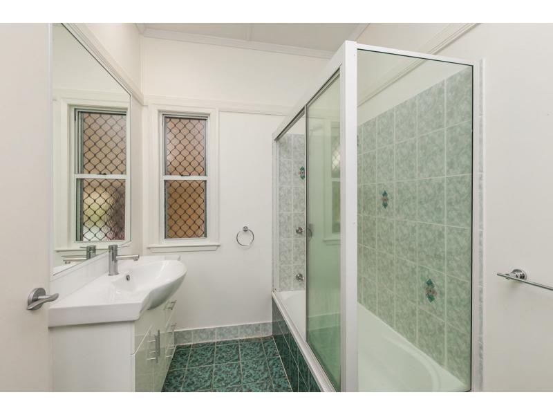 129 Thozet Road, Koongal QLD 4701