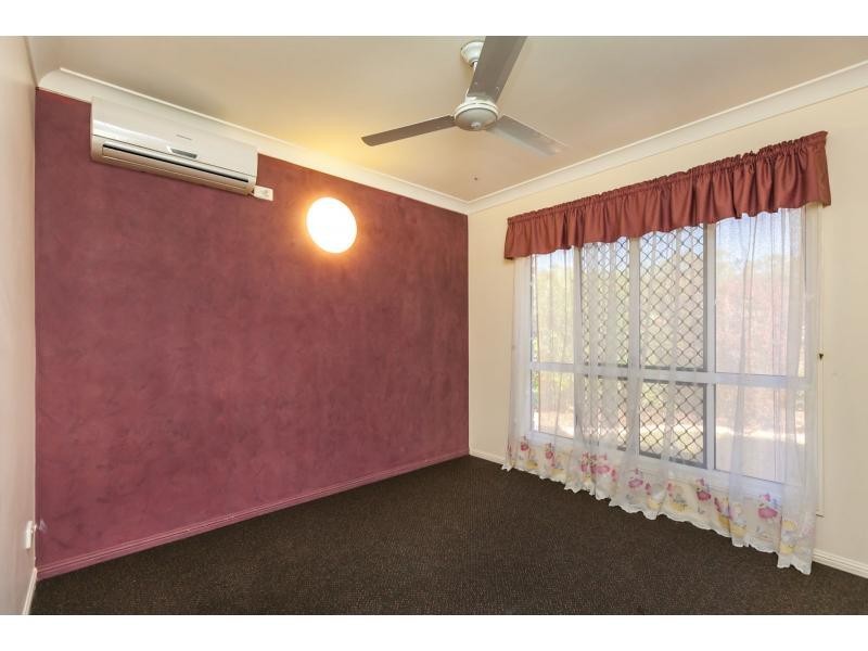 42 Kavanagh Crescent, Koongal QLD 4701