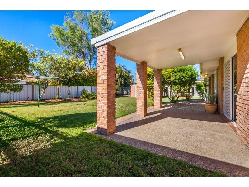 42 Kavanagh Crescent, Koongal QLD 4701