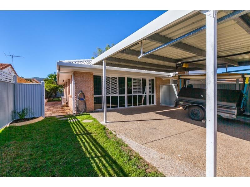 42 Kavanagh Crescent, Koongal QLD 4701