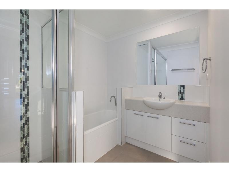 99 Bennett Street, Berserker QLD 4701