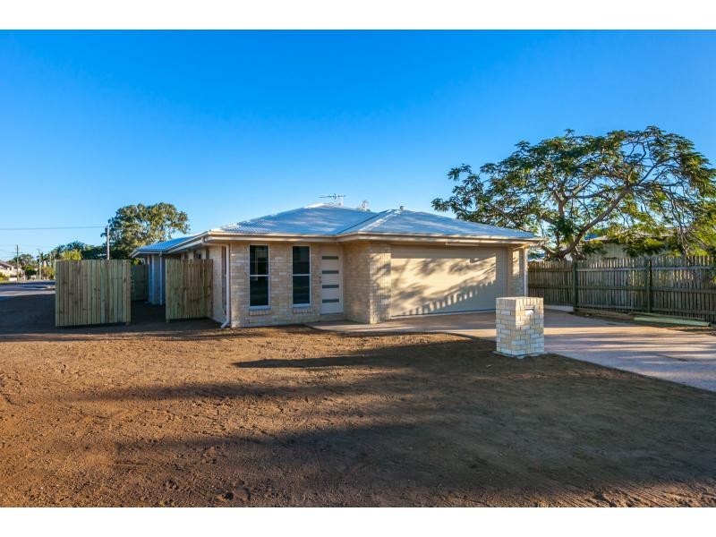 98 Leamington Street, Berserker QLD 4701