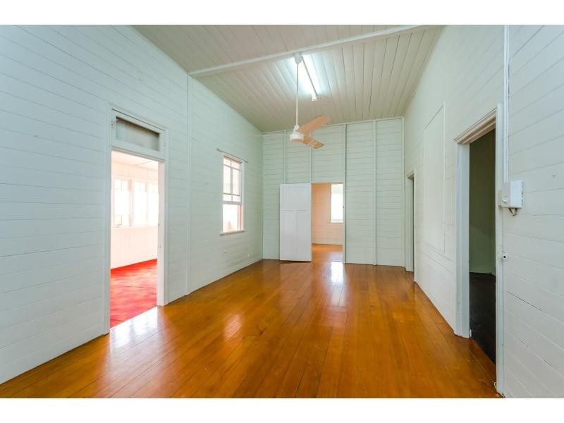 10 Weinholt Street, Allenstown QLD 4700