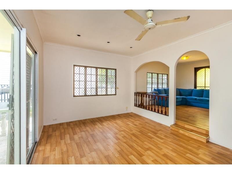 89 Haynes Street, Park Avenue QLD 4701