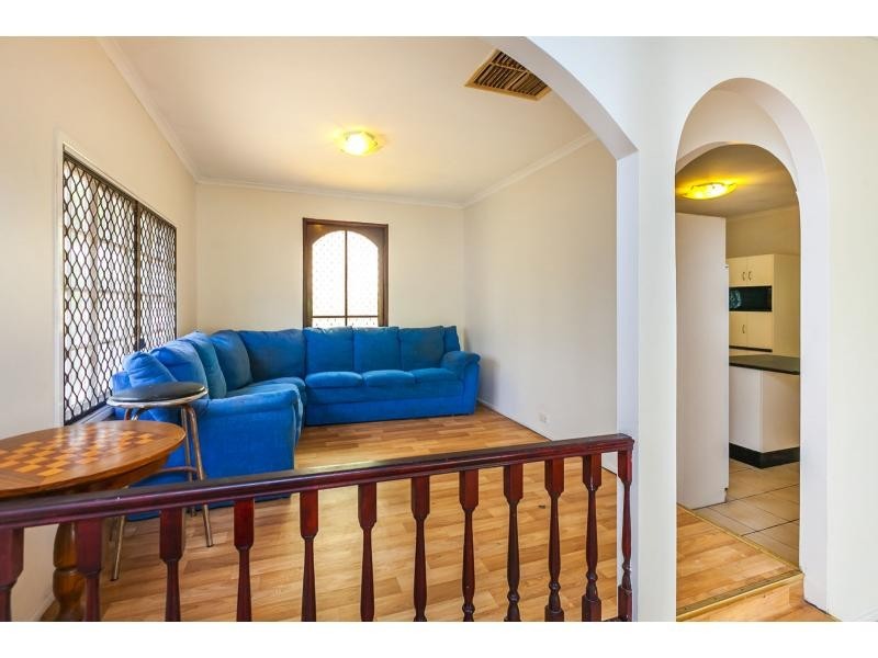 89 Haynes Street, Park Avenue QLD 4701