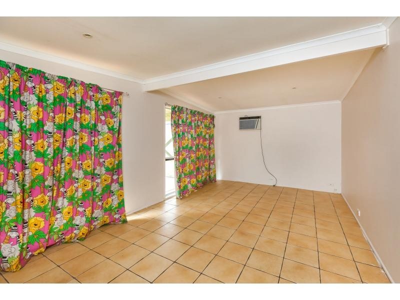 89 Haynes Street, Park Avenue QLD 4701