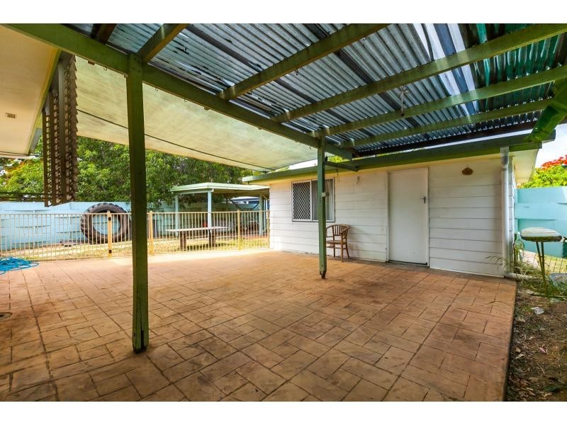 89 Haynes Street, Park Avenue QLD 4701