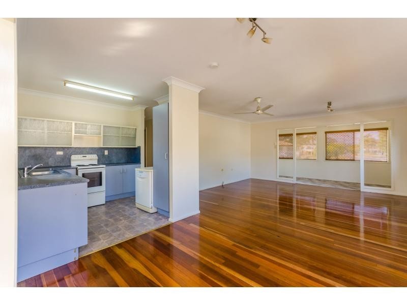 99 Haynes Street, Park Avenue QLD 4701