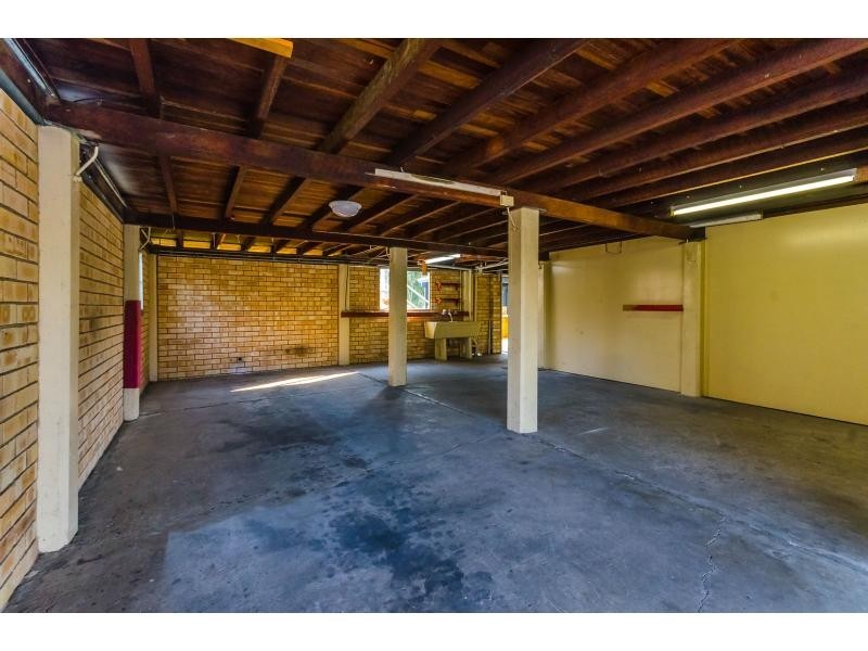 99 Haynes Street, Park Avenue QLD 4701