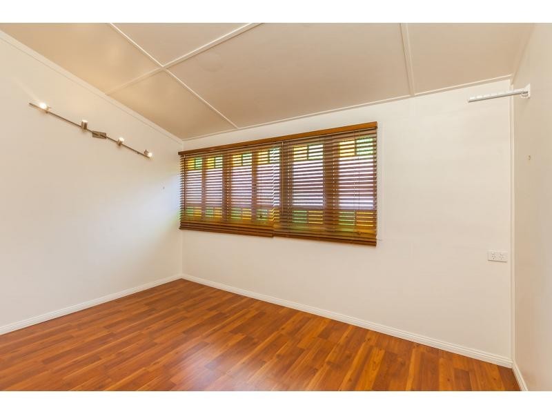 89 Connor Street, Koongal QLD 4701