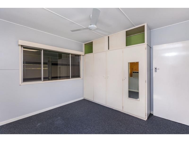 17 Ellis Street, Berserker QLD 4701