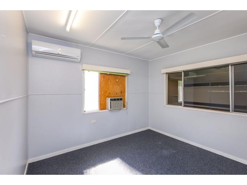 17 Ellis Street, Berserker QLD 4701