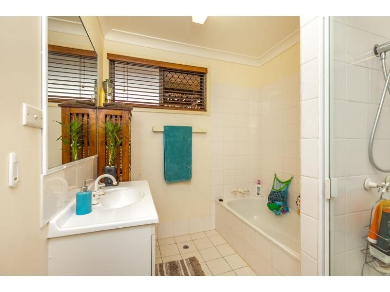 252 McCabe Avenue, Frenchville QLD 4701