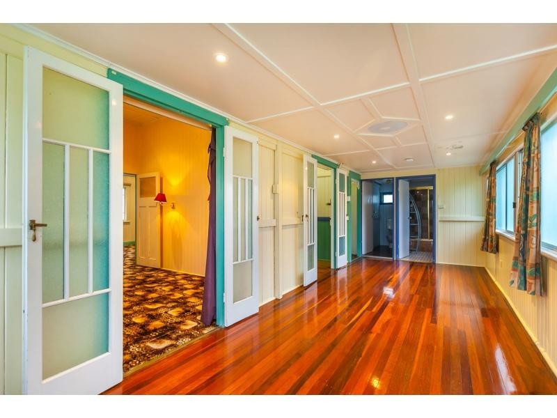 23 Medcraf Street, Park Avenue QLD 4701