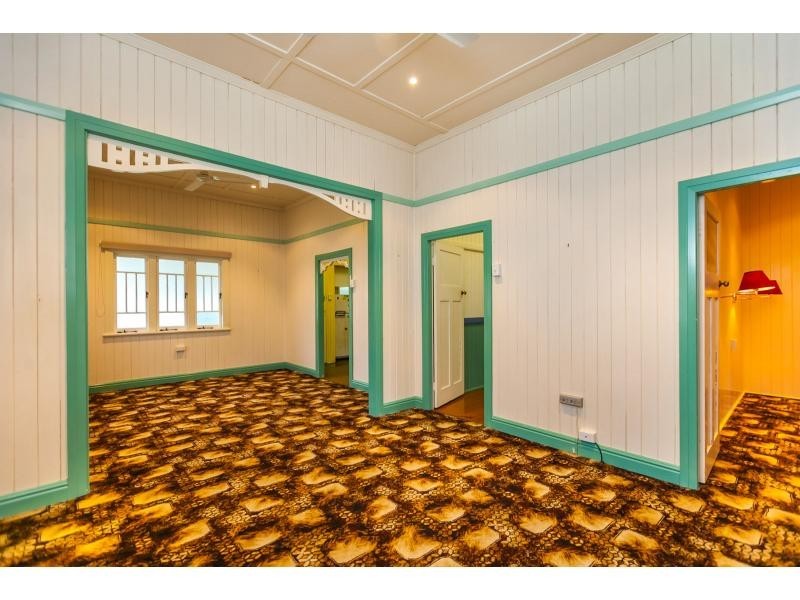 23 Medcraf Street, Park Avenue QLD 4701