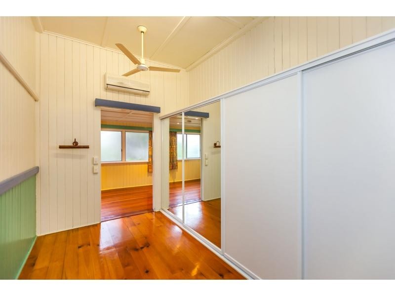 23 Medcraf Street, Park Avenue QLD 4701