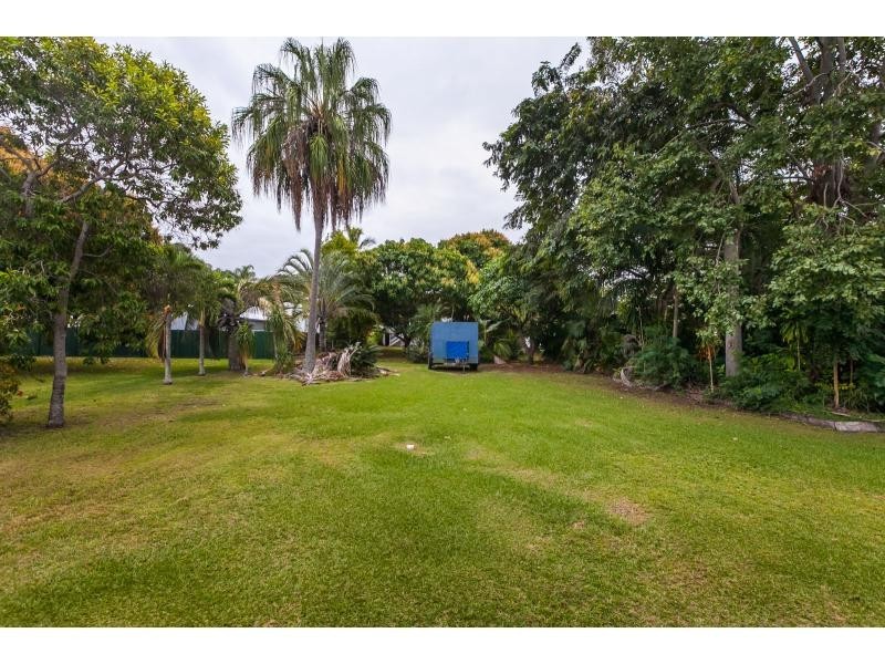 23 Medcraf Street, Park Avenue QLD 4701