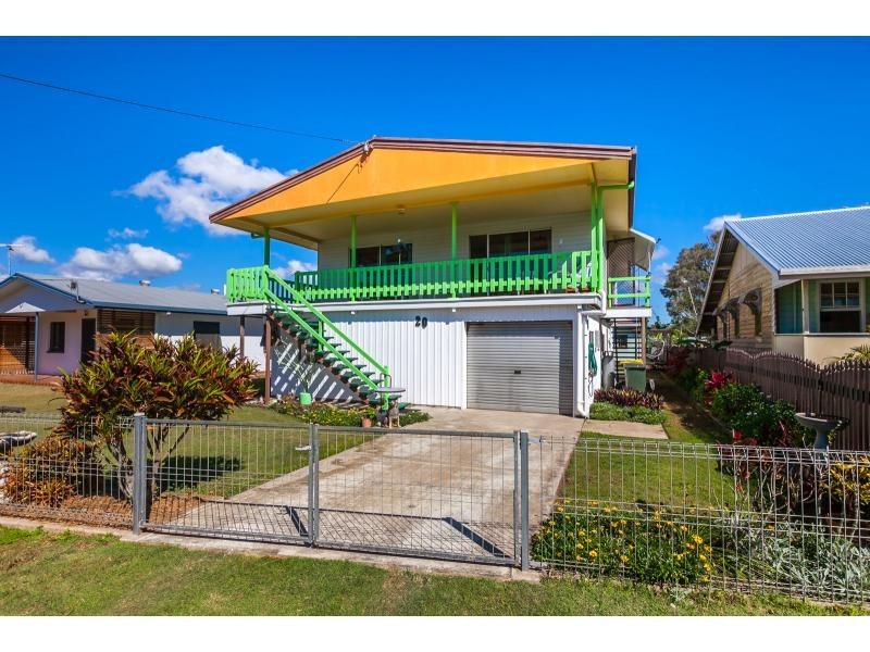 20 Limpus Avenue, Keppel Sands QLD 4702