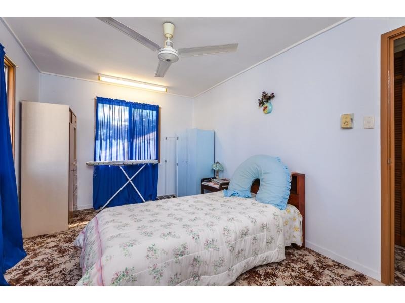 20 Limpus Avenue, Keppel Sands QLD 4702