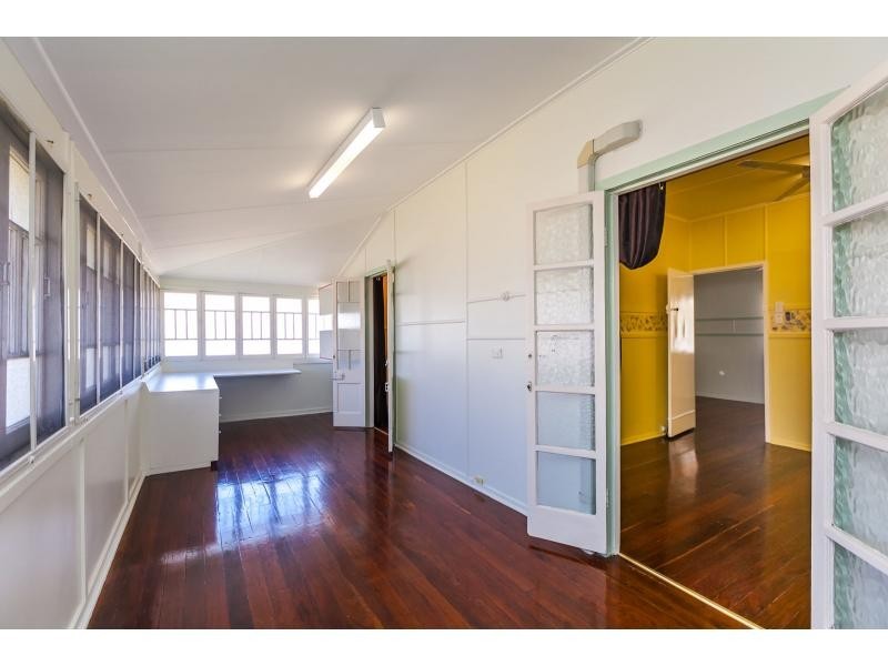 157 Lakes Creek Road, Berserker QLD 4701