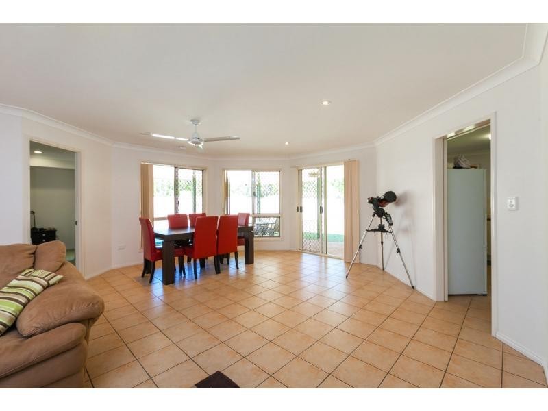53 Kavanagh Crescent, Koongal QLD 4701