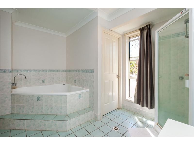 53 Kavanagh Crescent, Koongal QLD 4701